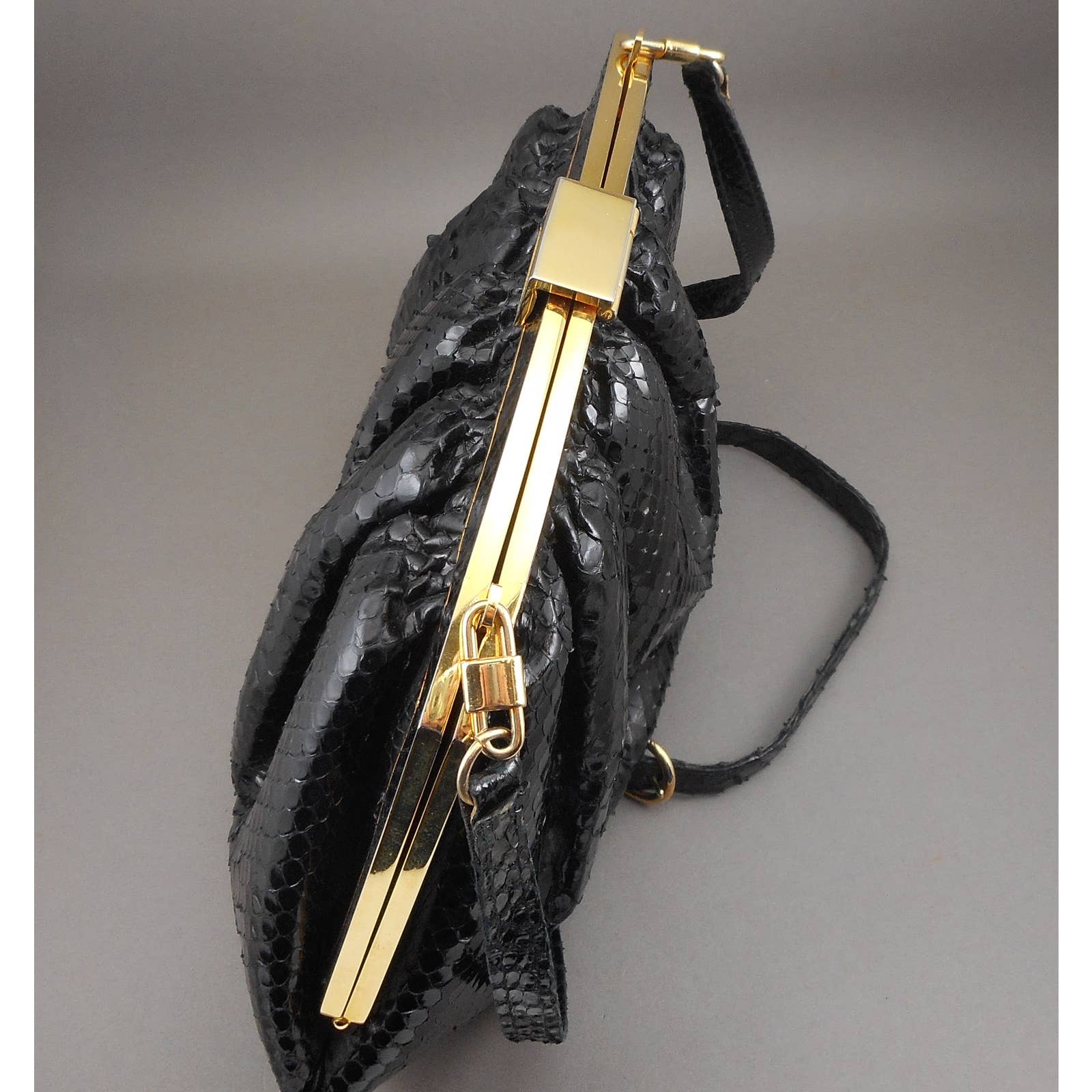 Generic 1pc Retro Purse Clasp Frame Bag Kiss Clasp Lock Metal Purse Frame  for DIY Craft Purse Bag Making Accessories | Jumia Nigeria